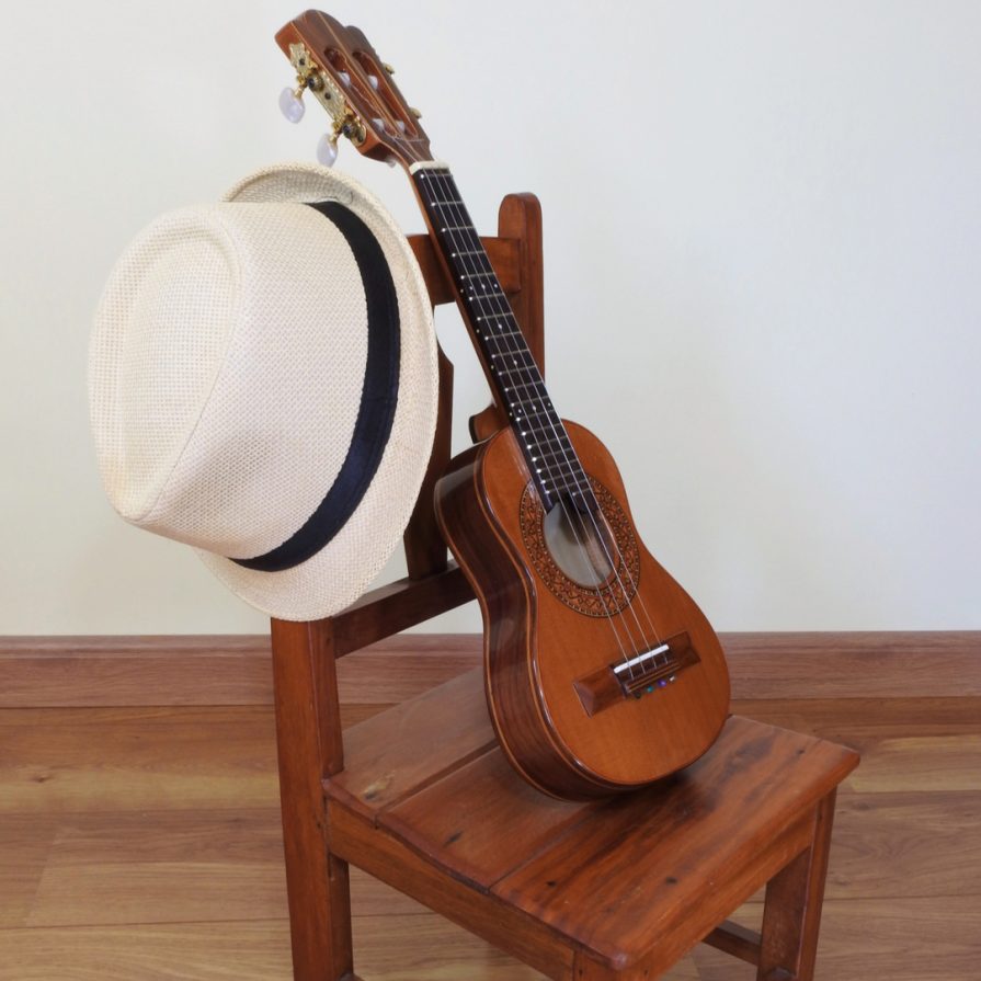 A diferença entre o cavaquinho e o ukulele